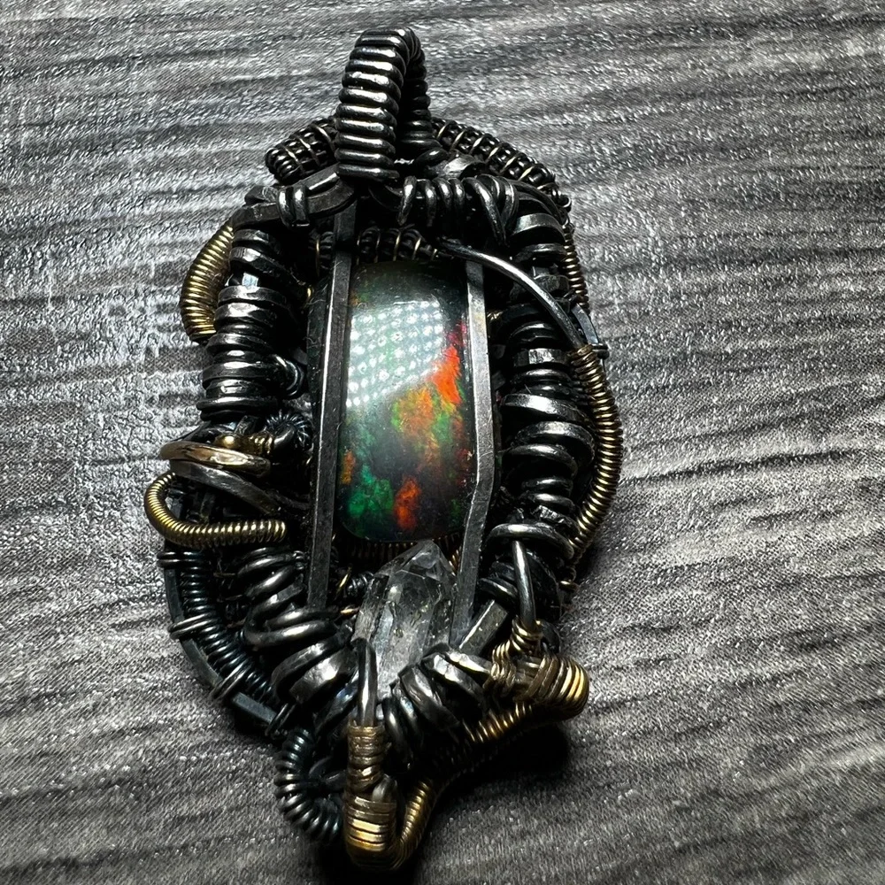 RARE & Beautiful Find Sterling Silver hand made pendant - Picture 3 of 7